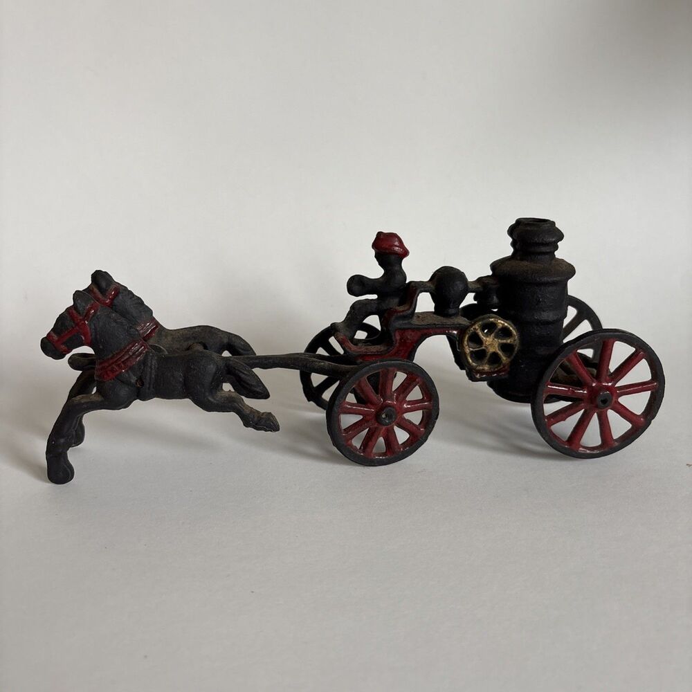 Cast Iron Fireman Fire Pumper Wagon Horse Drawn Fire Truck Toy Vintage